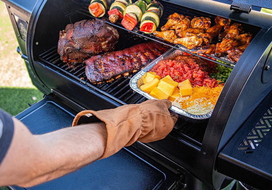 What Kind of Gloves Do BBQ Pitmasters Use What Kind of Gloves Do BBQ Pitmasters Use