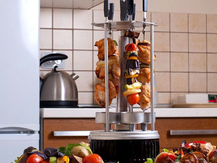 Why Should You Choose An Auto Rotate BBQ Skewer Over Traditional Skewers?