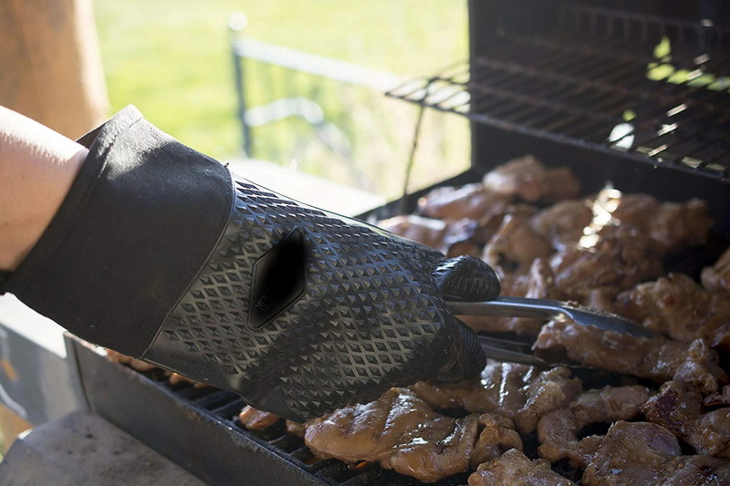 Barbecue Safety Gloves