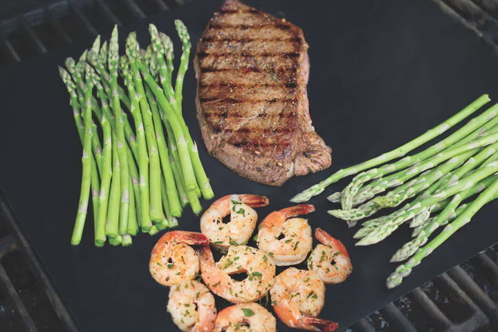 Grill My Ribeye on A Grill Mat_1