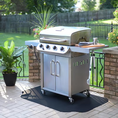 Use A Rubber Mat under Your Gas Grill