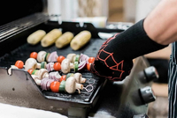 //imrorwxhlnqllp5p.ldycdn.com/cloud/lkBprKrnlqSRrlmjiljljo/How-To-Clean-Hellfire-BBQ-Gloves.jpg