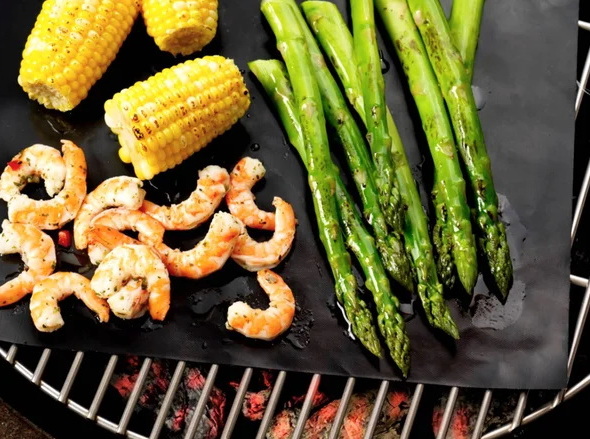 What Are Miu Grill Mats Made Of?