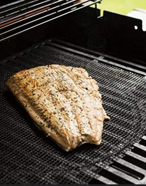 Grill Fish on A Grill Mat_1
