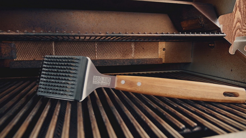 Why Is The BBQ-Aid Bristle Free Grill Brush And Scraper So Popular?