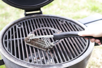 //imrorwxhlnqllp5p.ldycdn.com/cloud/lmBprKrnlqSRrljnnjjjjn/How-To-Clean-BBQ-Scraper.jpg