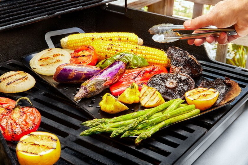 Cook Veggies on Grill Mat_2