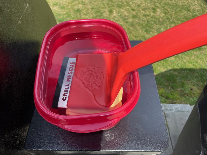 How To Clean The Grill Rescue Brush?