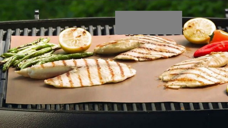 Put BBQ on Copper Grill Mat_2