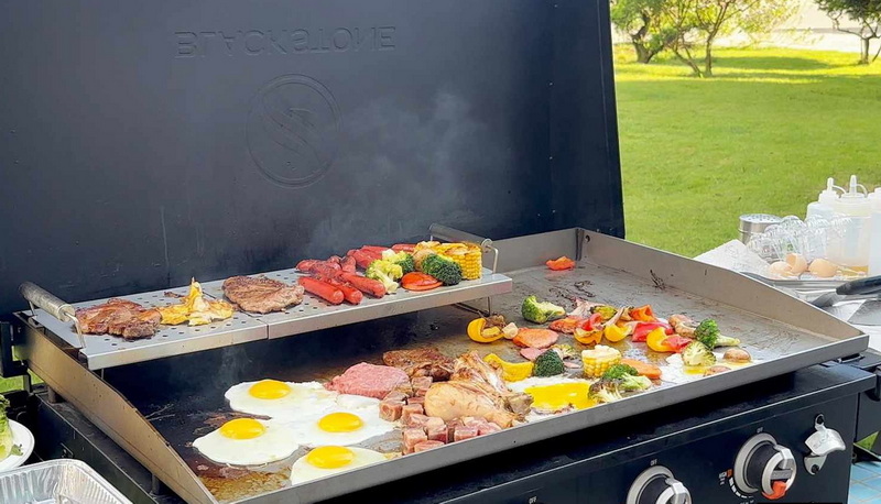 How Do I Choose The Right Accessories for My Flat Top Grill?