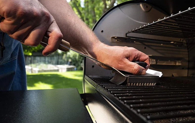 Clean Traeger Grill Rack_2