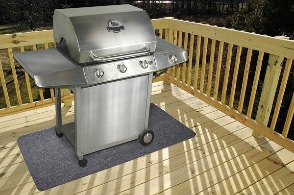 What Type of Grill Mat for Composite Decking?