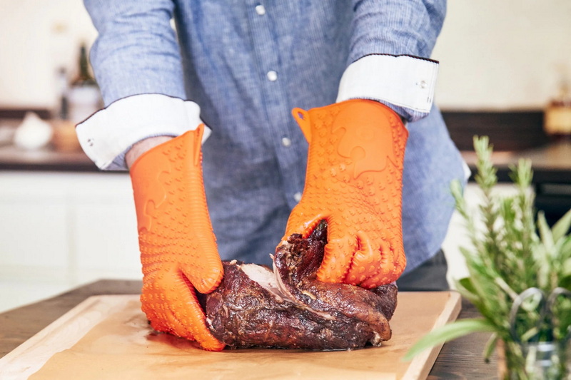 Which Silicone BBQ Gloves Are Best for Outdoor Cooking?
