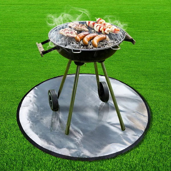 Put Grill Mat on Grass_1