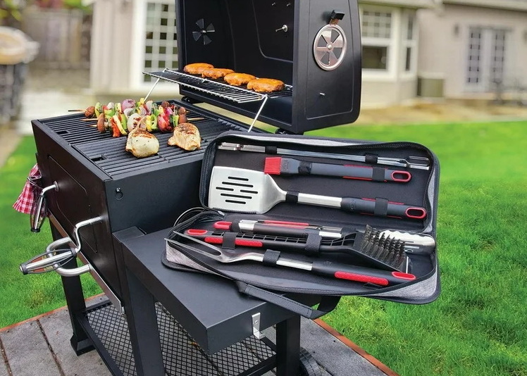 What Is The Best Professional Grill Tool Set for Serious BBQ?