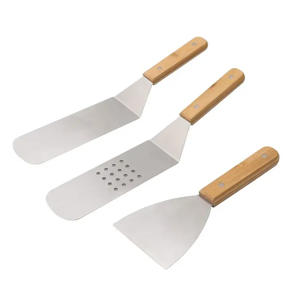 Can a Flat Top BBQ Spatula Be Used on Different Types of Grills?