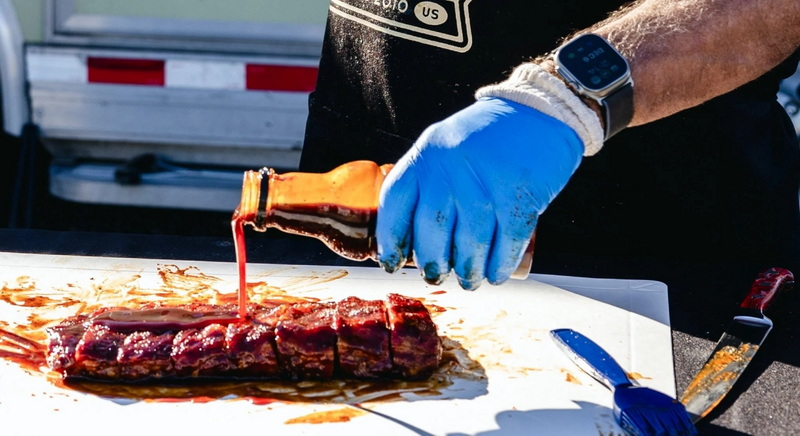 Les gants en nitrile peuvent-ils gérer la viande chaude pendant le barbecue?