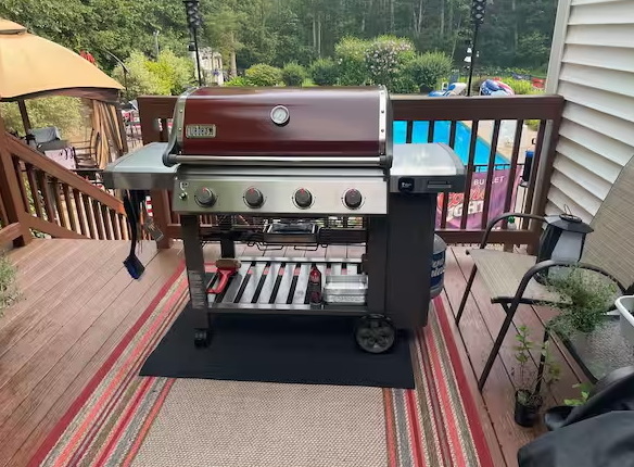 Grill Mats Hurt Deck_3