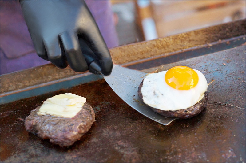 Why Do BBQ Pros Use Black Gloves?